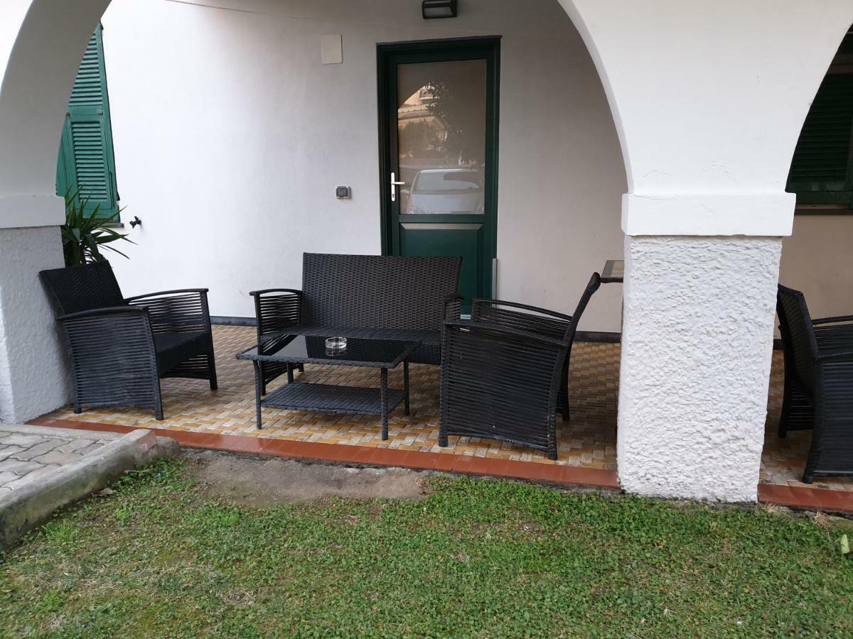 B&B Alda Levanto Bagian luar foto